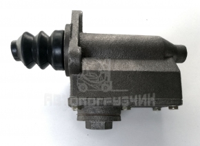 Цилиндр главный тормозной